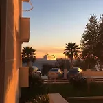Loli Luxury White Sarandë