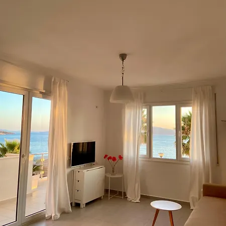 아파트 Loli Luxury White Sarandë