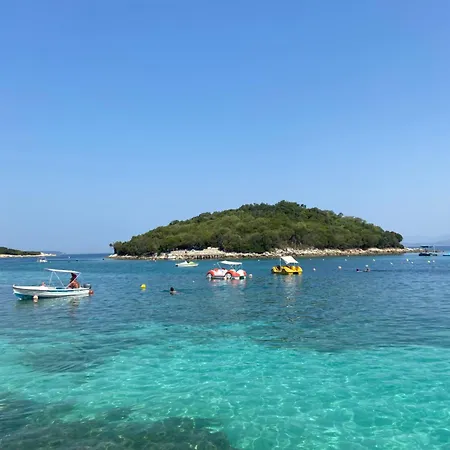 Loli Luxury White Apartment *