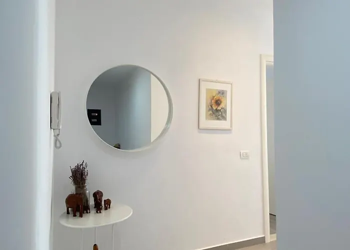 Loli Luxury White Sarandë